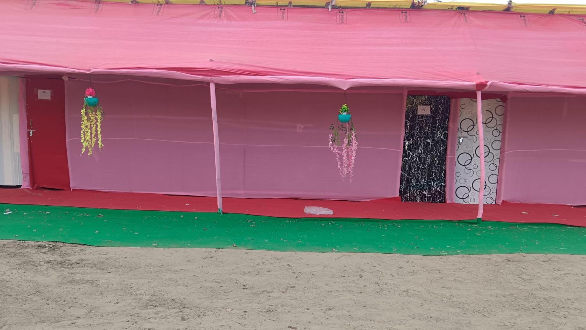 Mahakumbh Luxury Cottage Allāhābād Junction Exterior foto